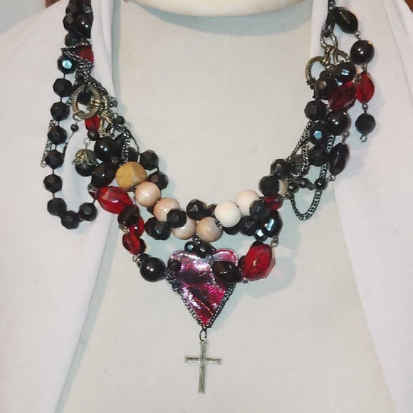 Handmade Jewelry - Handcrafted Super Chunky Gothic Black & Red 18" Beaded Necklace Collar